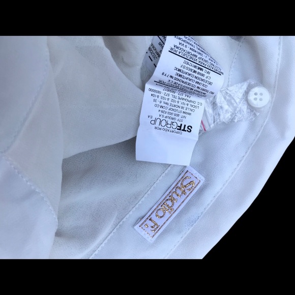 🛍 3/$20 Studio F off white top NWOT - Picture 4 of 7